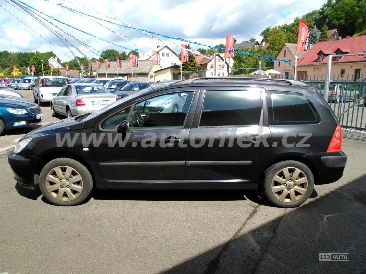 Peugeot 307, 2004 - pohled č. 2