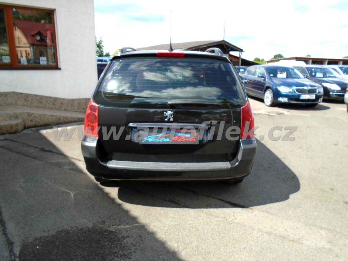 Peugeot 307, 2004 - pohled č. 4