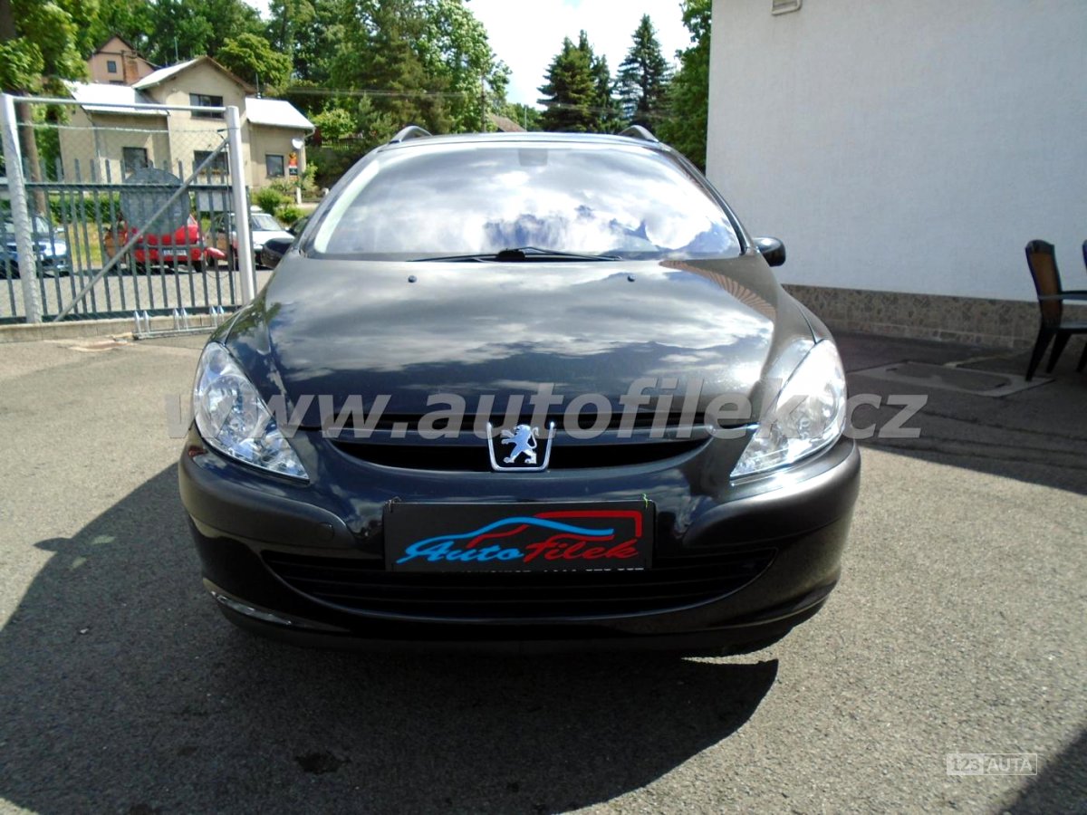 Peugeot 307, 2004 - pohled č. 8