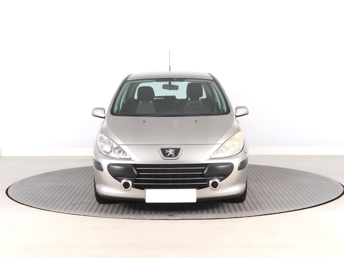 Peugeot 307, 2006 - pohled č. 2