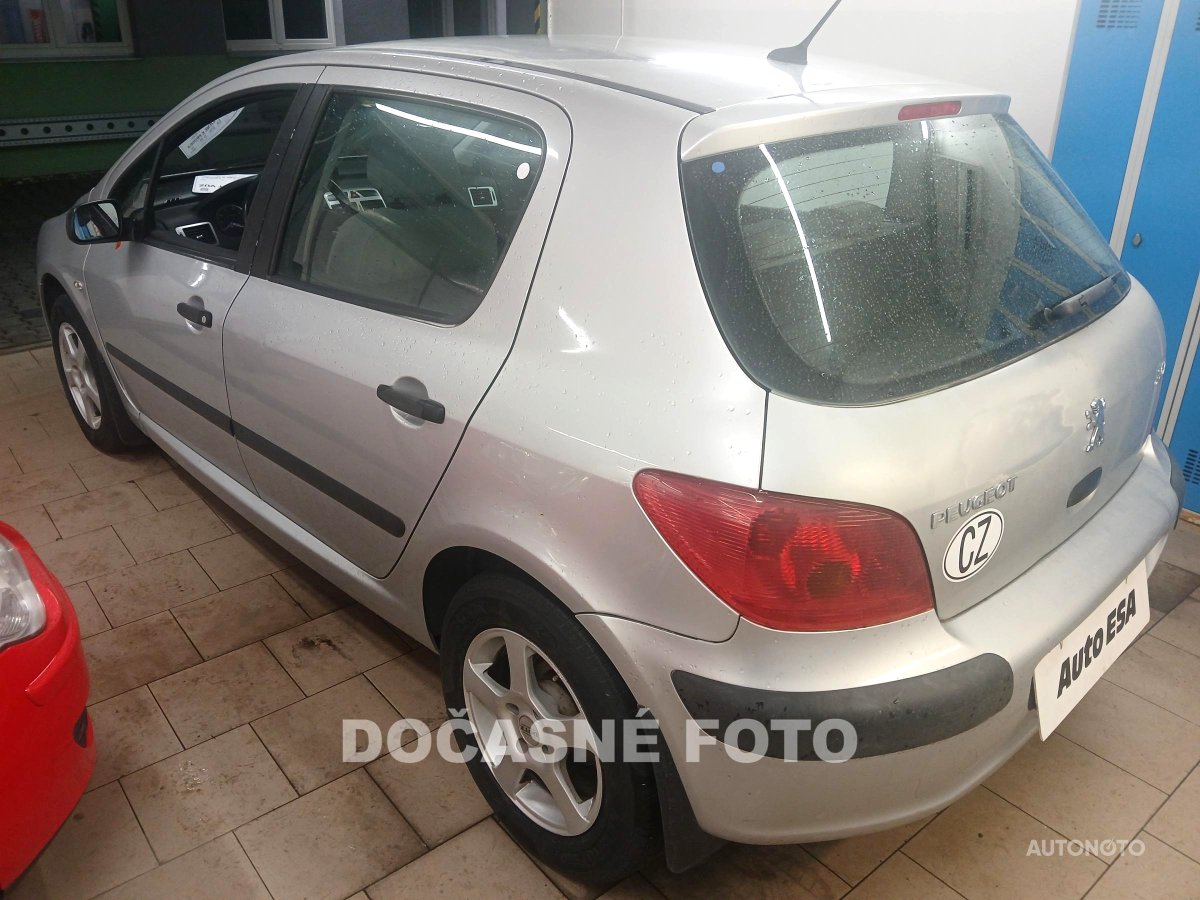 Peugeot 307, 2005 - pohled č. 2