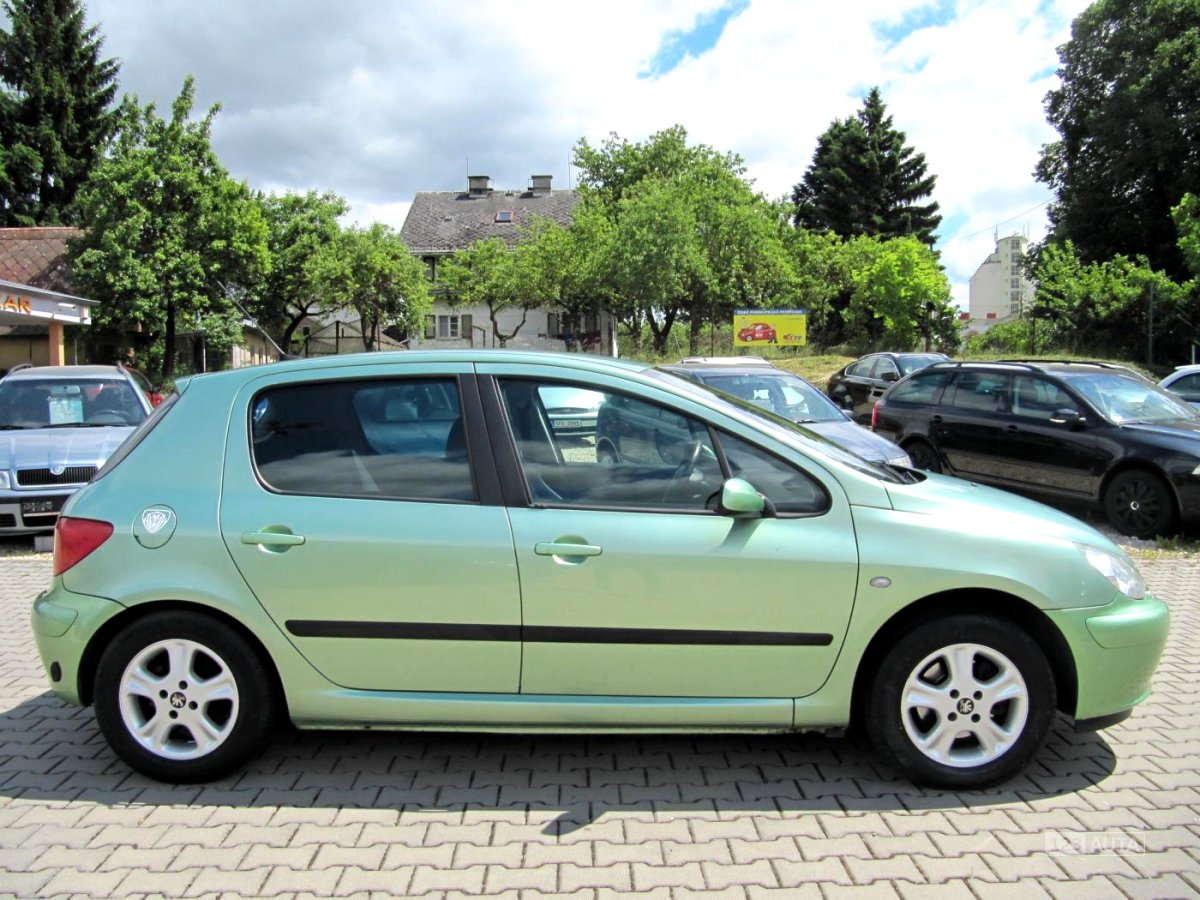 Peugeot 307, 2001 - pohled č. 6