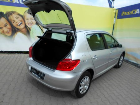 Peugeot 307, 2006 - pohled č. 10