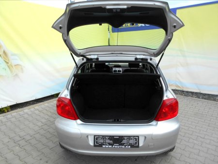 Peugeot 307, 2006 - pohled č. 11