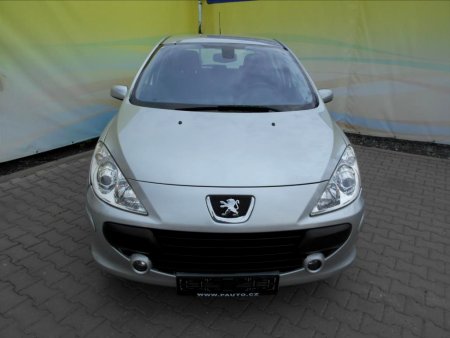 Peugeot 307, 2006 - pohled č. 2