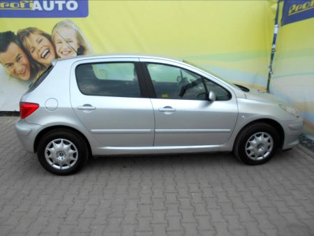 Peugeot 307, 2006 - pohled č. 6