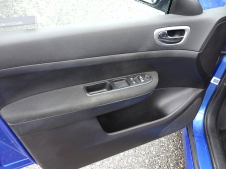 Peugeot 307, 2004 - pohled č. 9