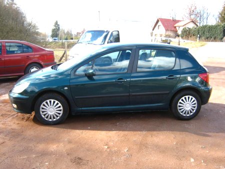 Peugeot 307, 2002 - pohled č. 3