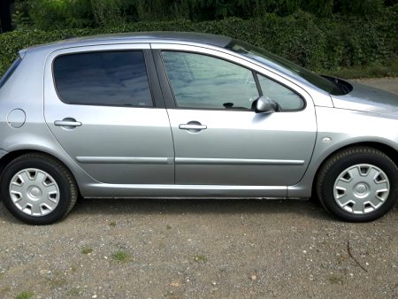 Peugeot 307, 2004 - pohled č. 4