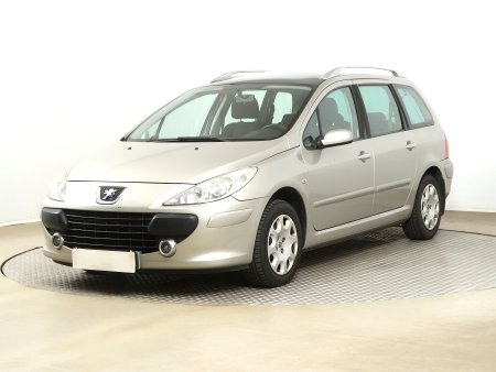 Peugeot 307, 2006 - pohled č. 3