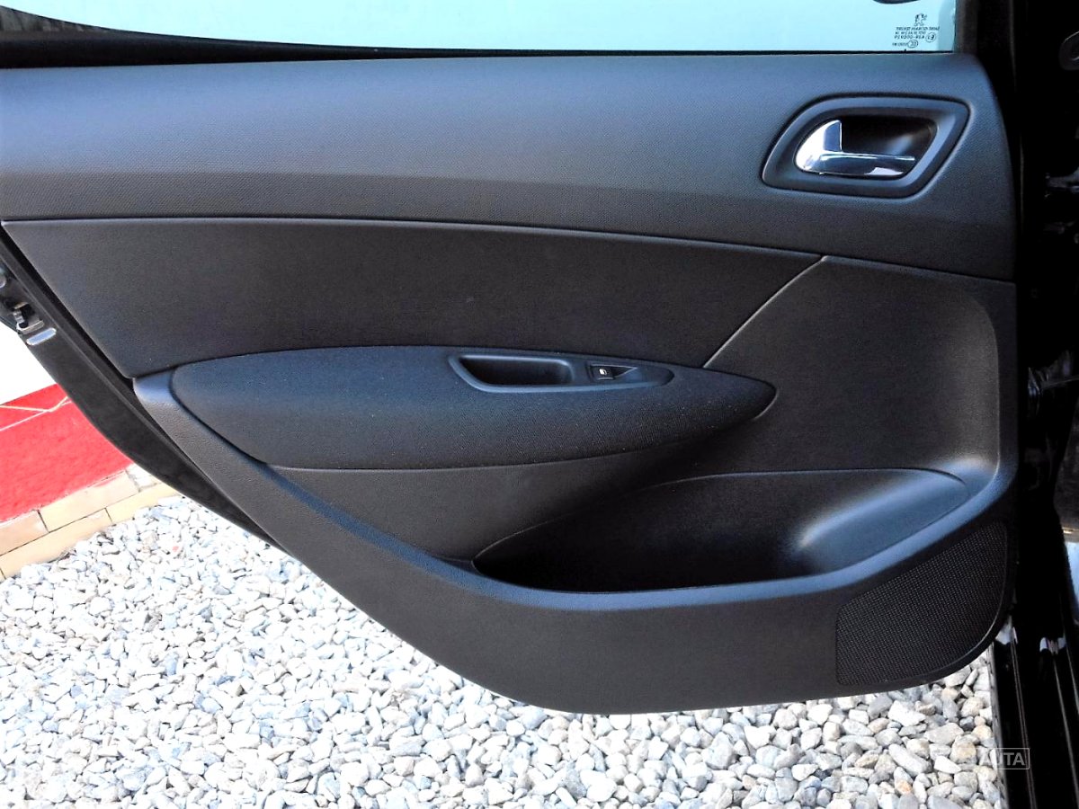 Peugeot 308, 2008 - pohled č. 21