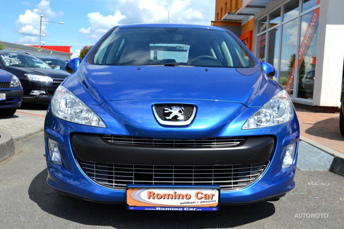 Peugeot 308, 2010 - pohled č. 2