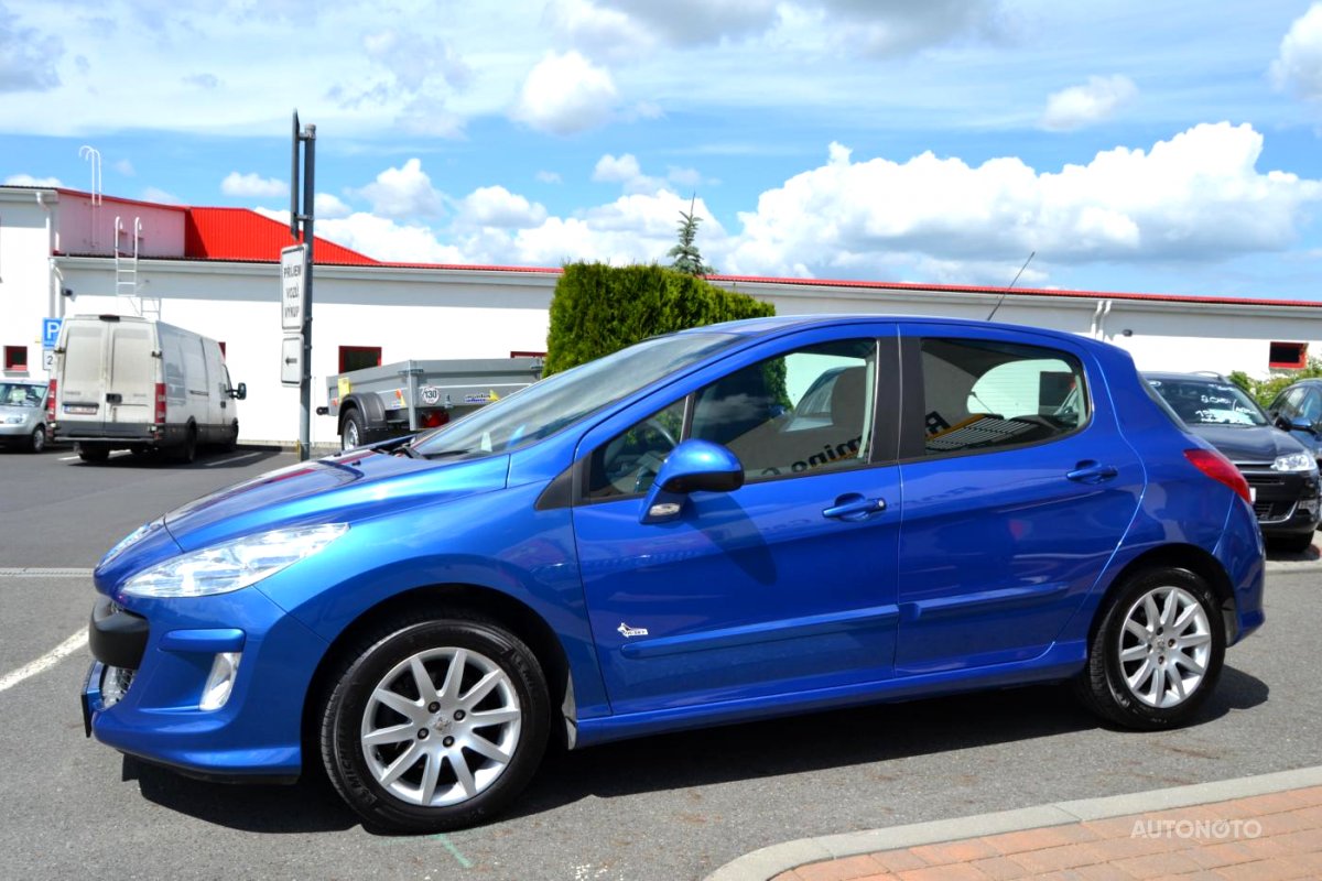 Peugeot 308, 2010 - pohled č. 4