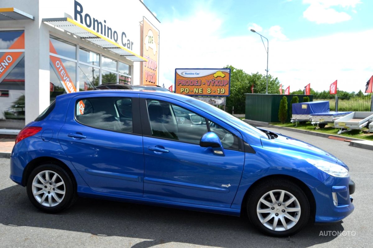 Peugeot 308, 2010 - pohled č. 8