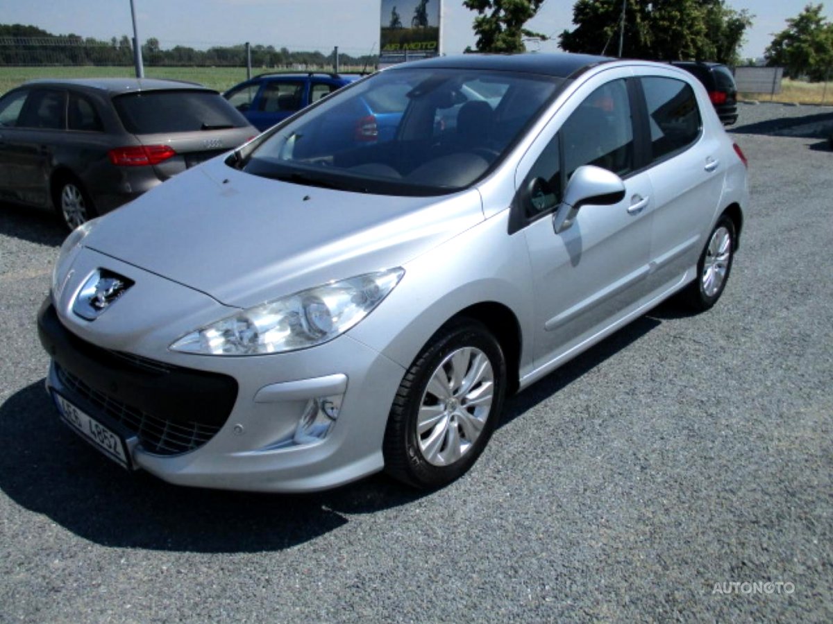 Peugeot 308, 2009 - celkový pohled