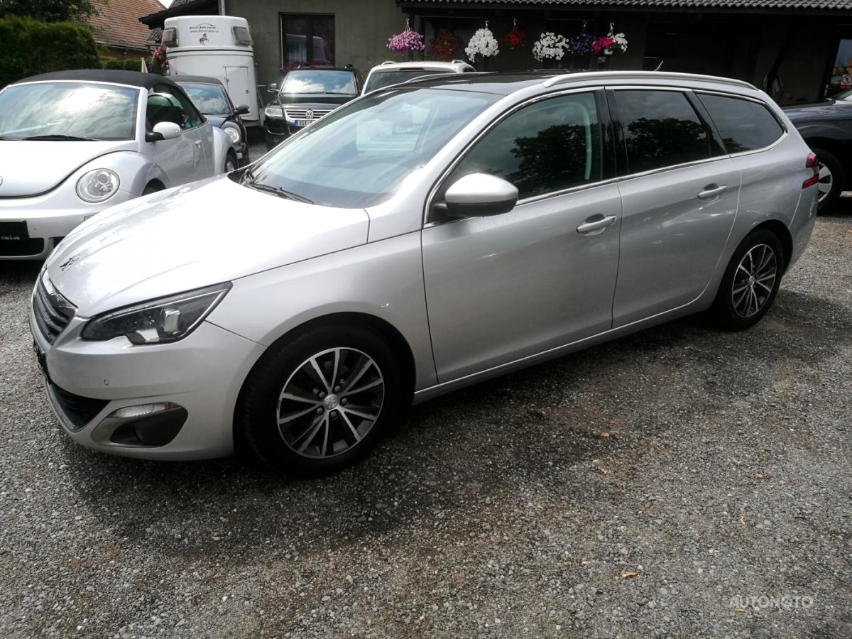 Peugeot 308, 2014 - celkový pohled