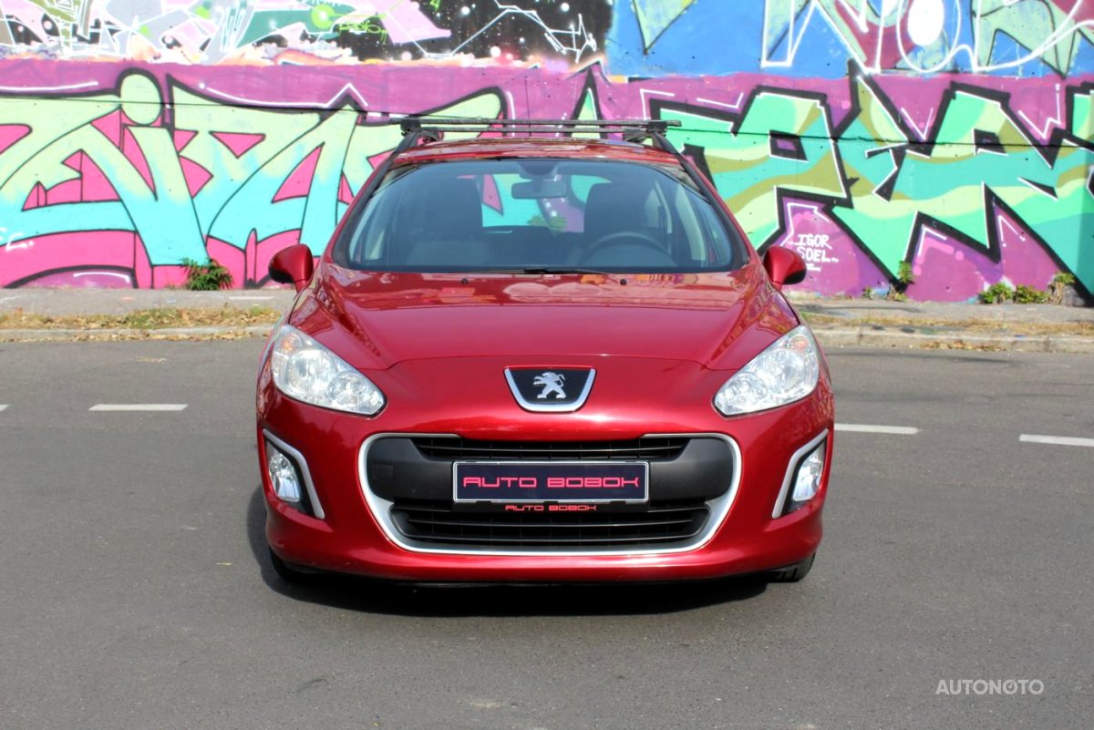 Peugeot 308, 2012 - celkový pohled