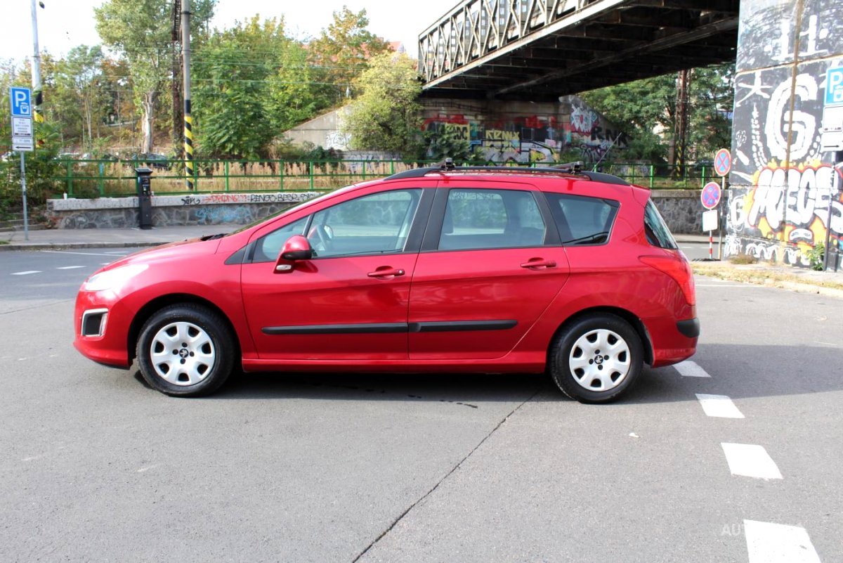 Peugeot 308, 2012 - pohled č. 3