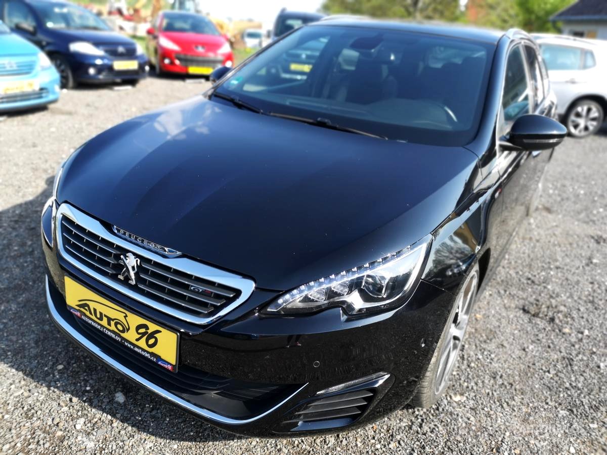 Peugeot 308, 2016 - celkový pohled