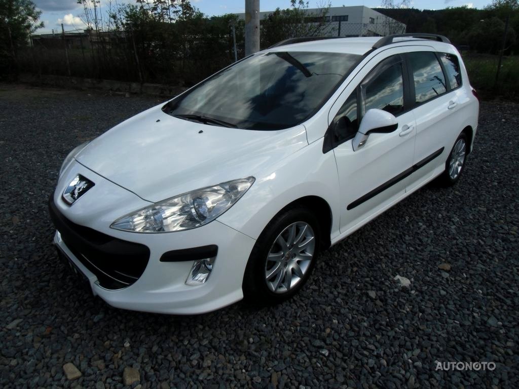 Peugeot 308, 2008 - celkový pohled