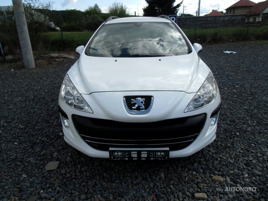 Peugeot 308, 2008 - pohled č. 2