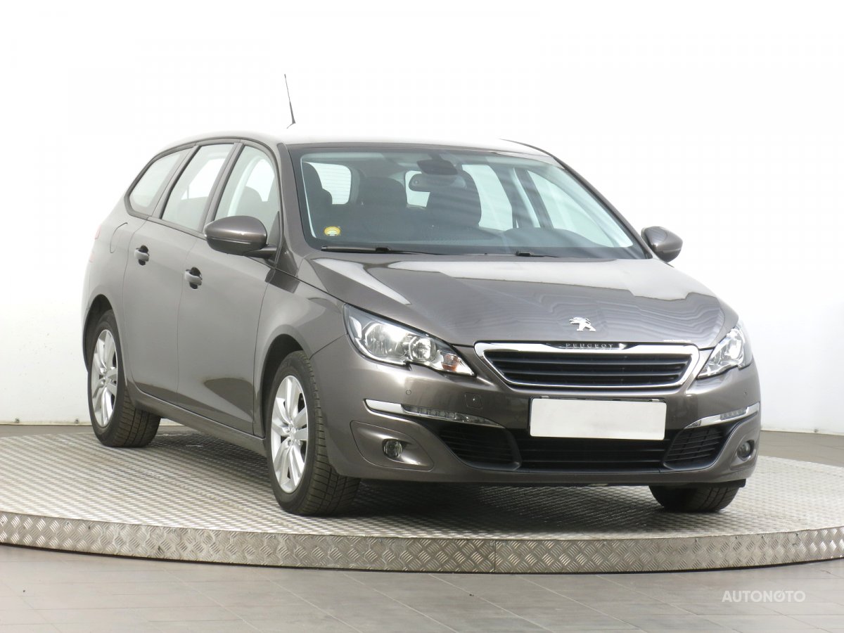 Peugeot 308, 2016 - celkový pohled