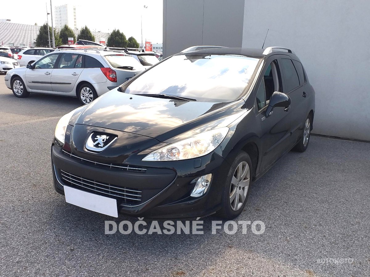 Peugeot 308, 2010 - pohled č. 3