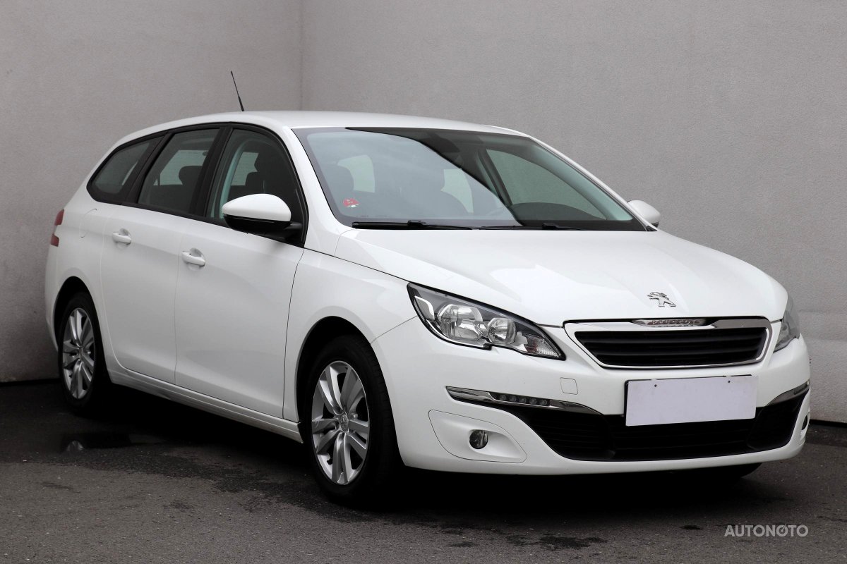 Peugeot 308, 2015 - celkový pohled