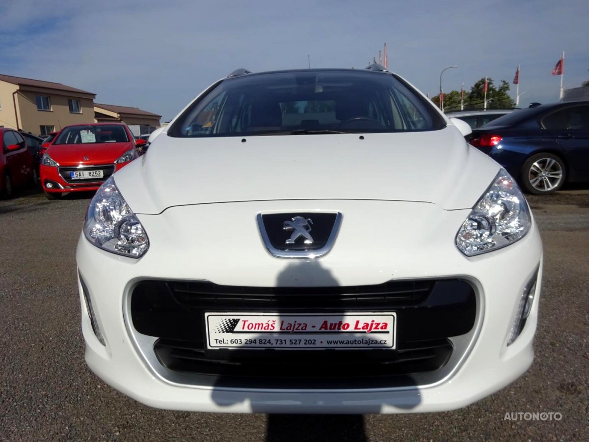 Peugeot 308, 2013 - pohled č. 2