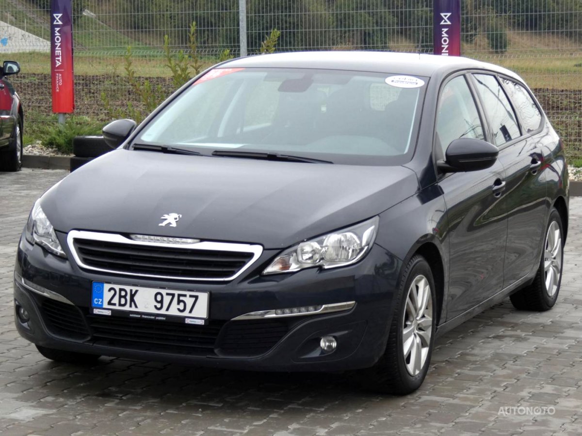 Peugeot 308, 2017 - pohled č. 3