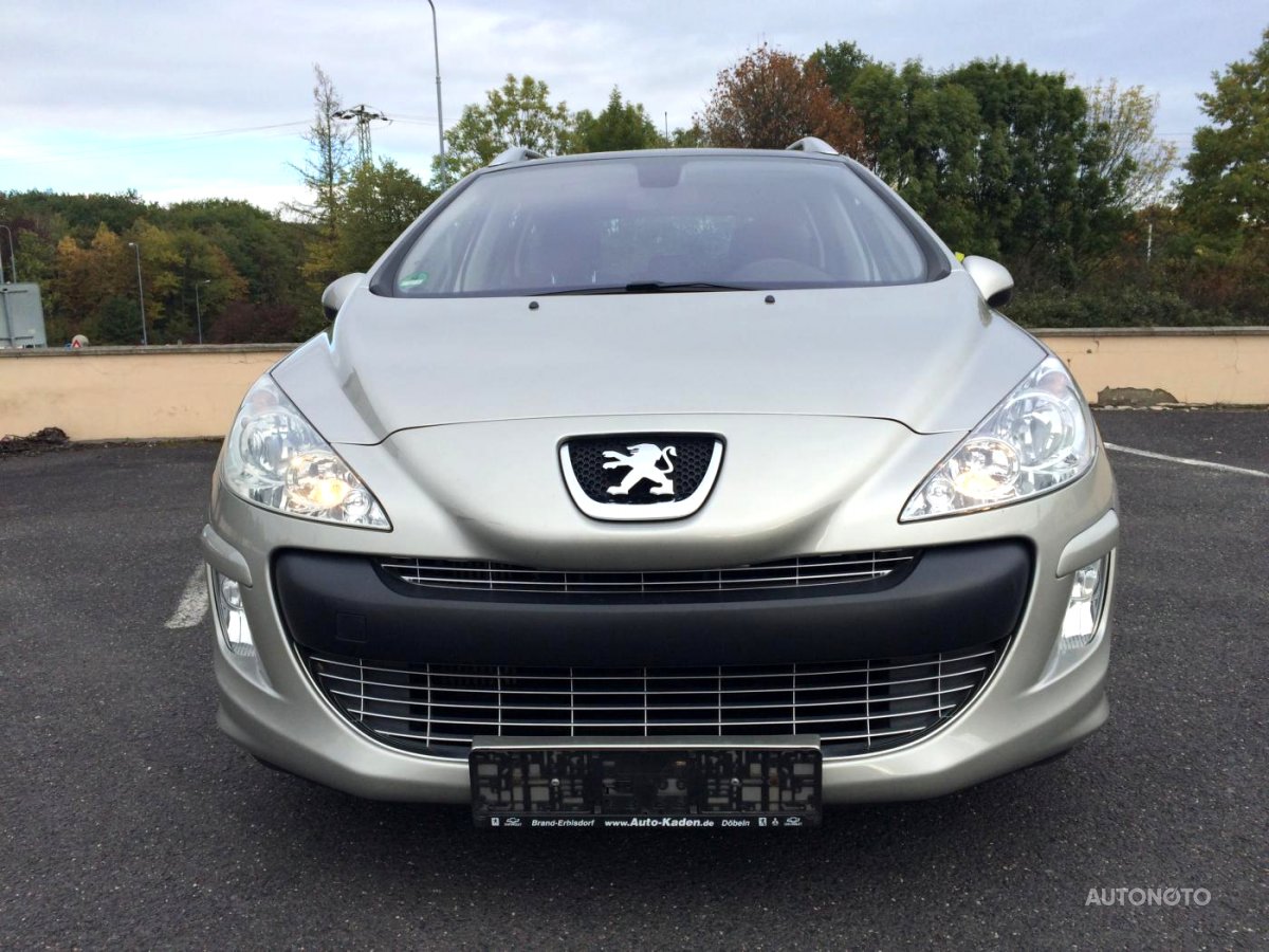 Peugeot 308, 2008 - pohled č. 3