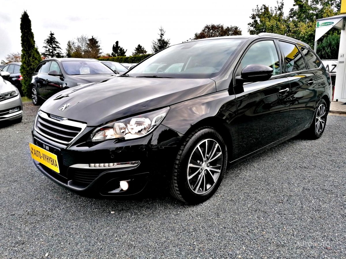 Peugeot 308, 2016 - pohled č. 2