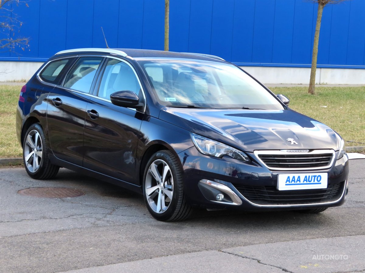 Peugeot 308, 2016 - celkový pohled