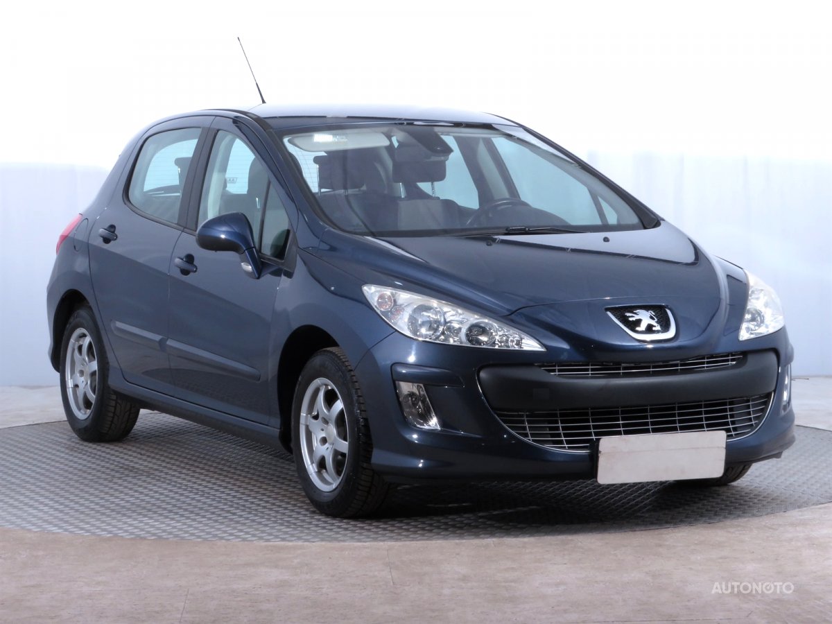 Peugeot 308, 2008 - celkový pohled