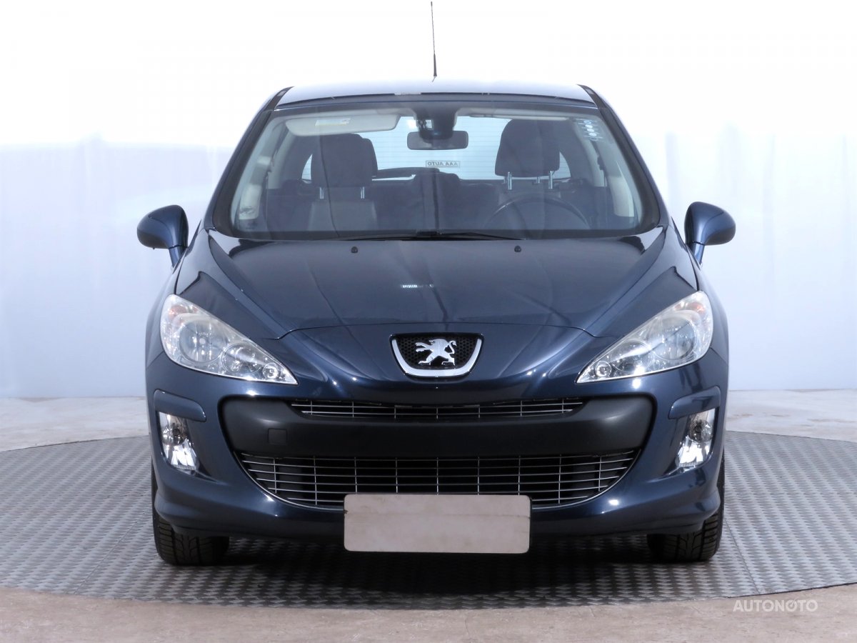 Peugeot 308, 2008 - pohled č. 2
