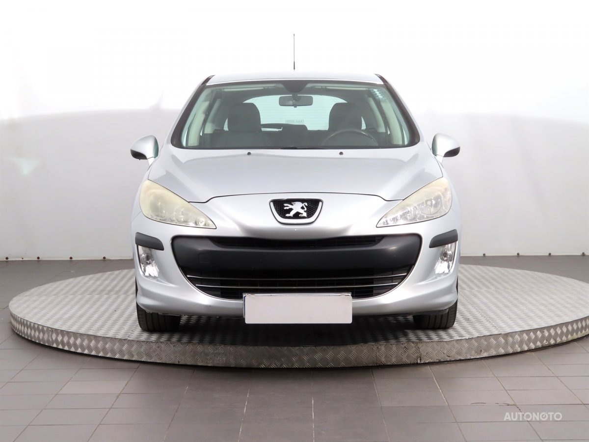 Peugeot 308, 2008 - pohled č. 2