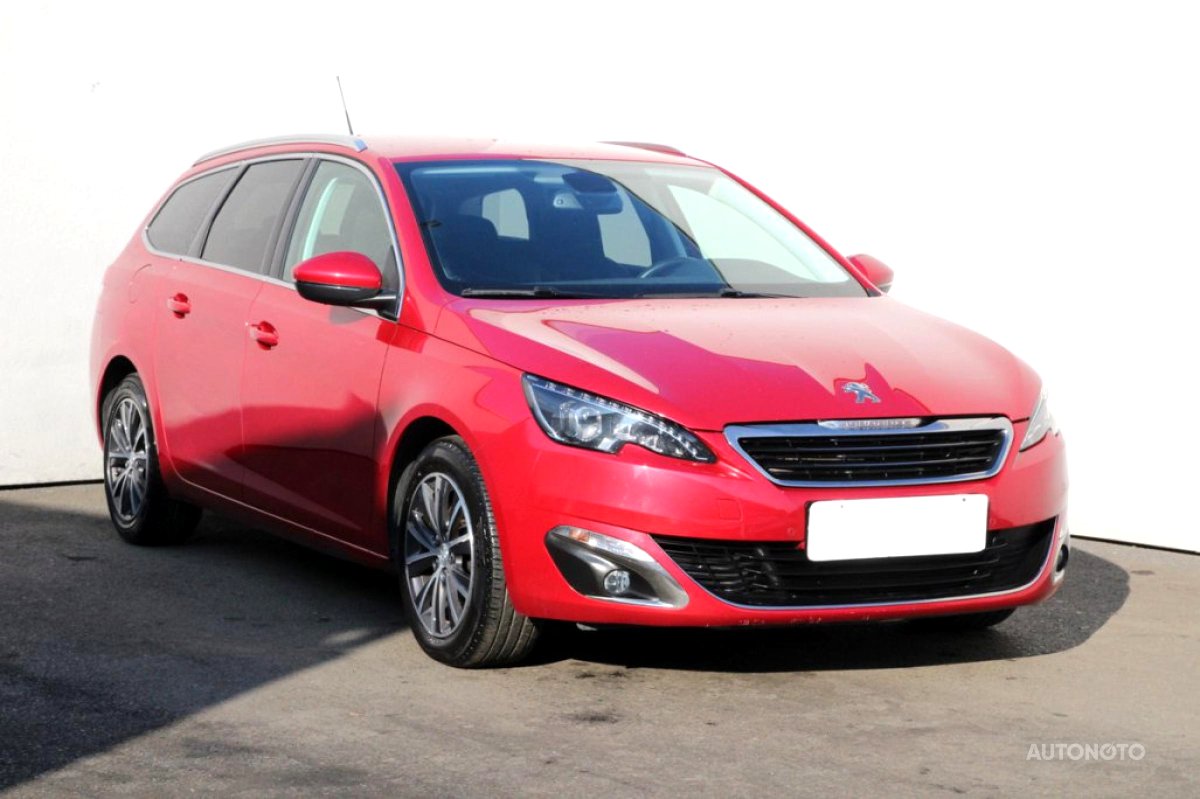 Peugeot 308, 2014 - celkový pohled