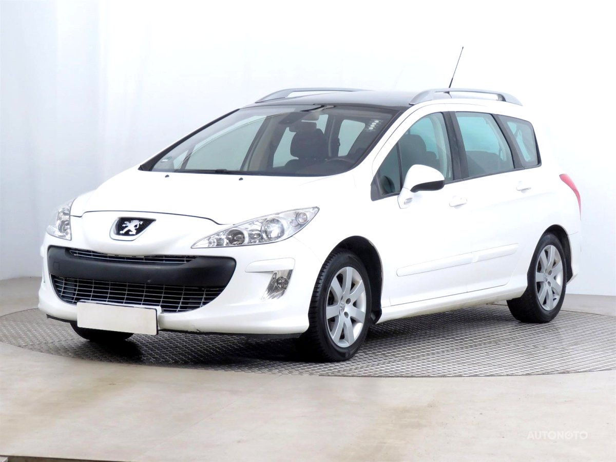 Peugeot 308, 2009 - pohled č. 3