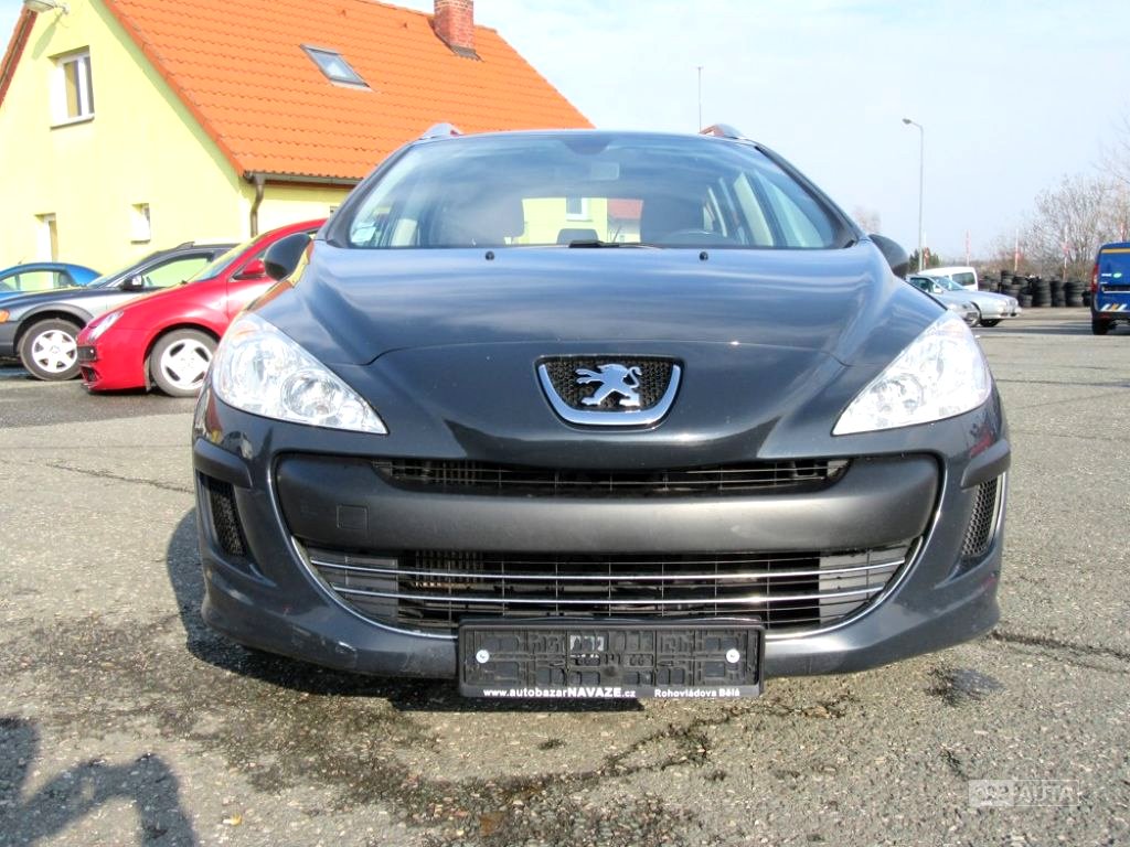 Peugeot 308, 2010 - pohled č. 10