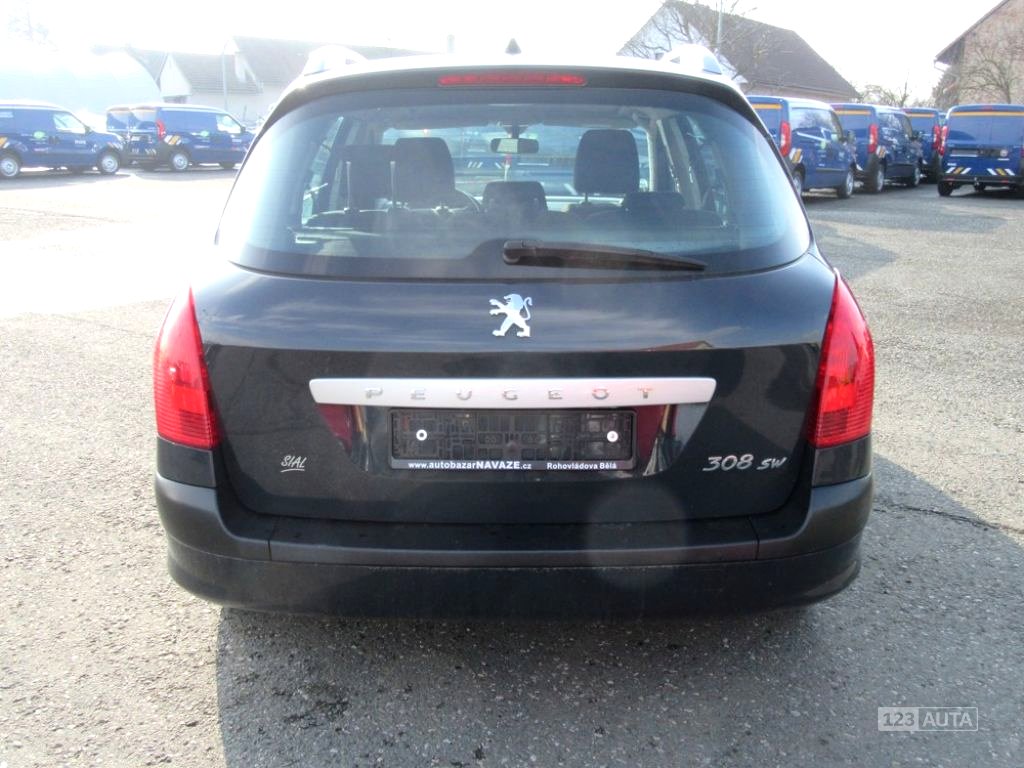 Peugeot 308, 2010 - pohled č. 12