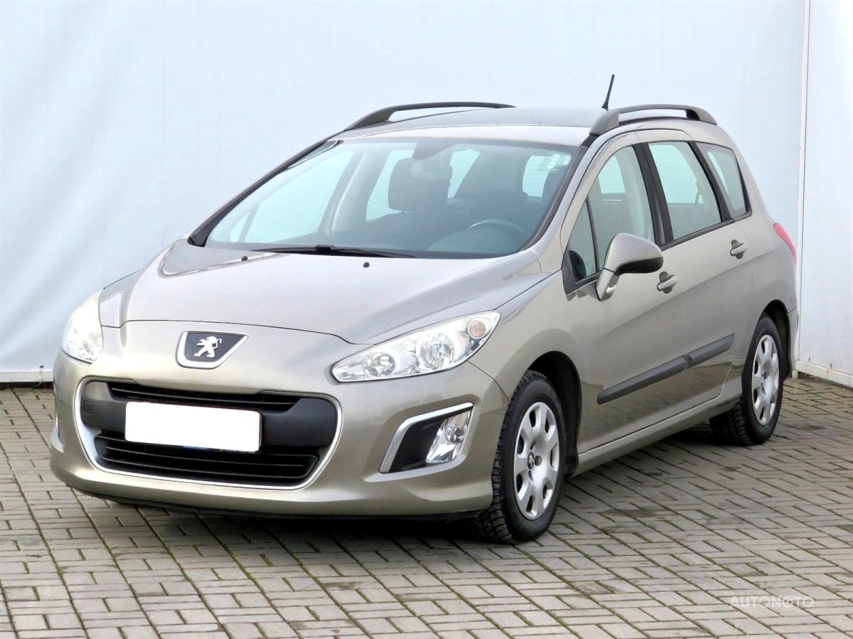 Peugeot 308, 2012 - pohled č. 3