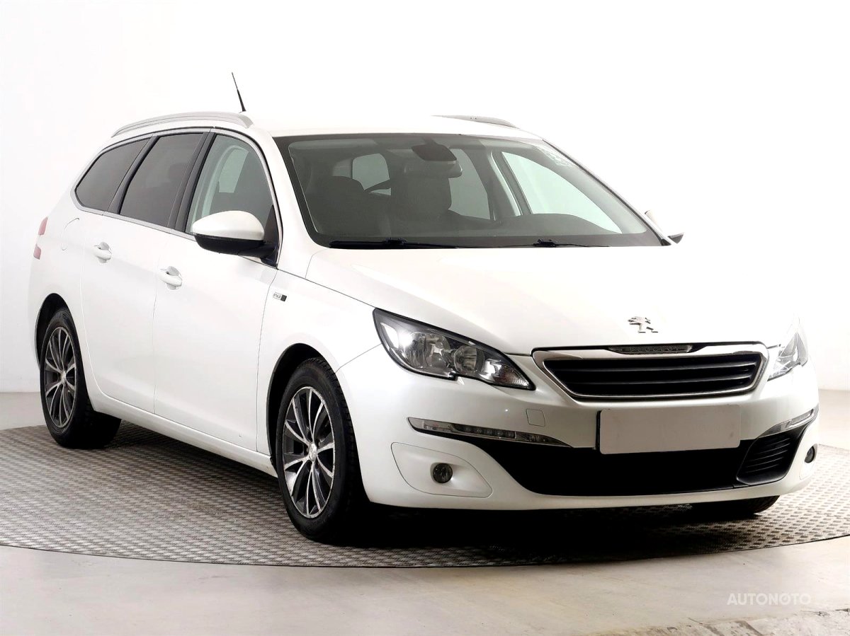 Peugeot 308, 2016 - celkový pohled