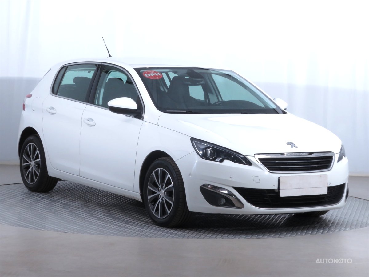 Peugeot 308, 2015 - celkový pohled