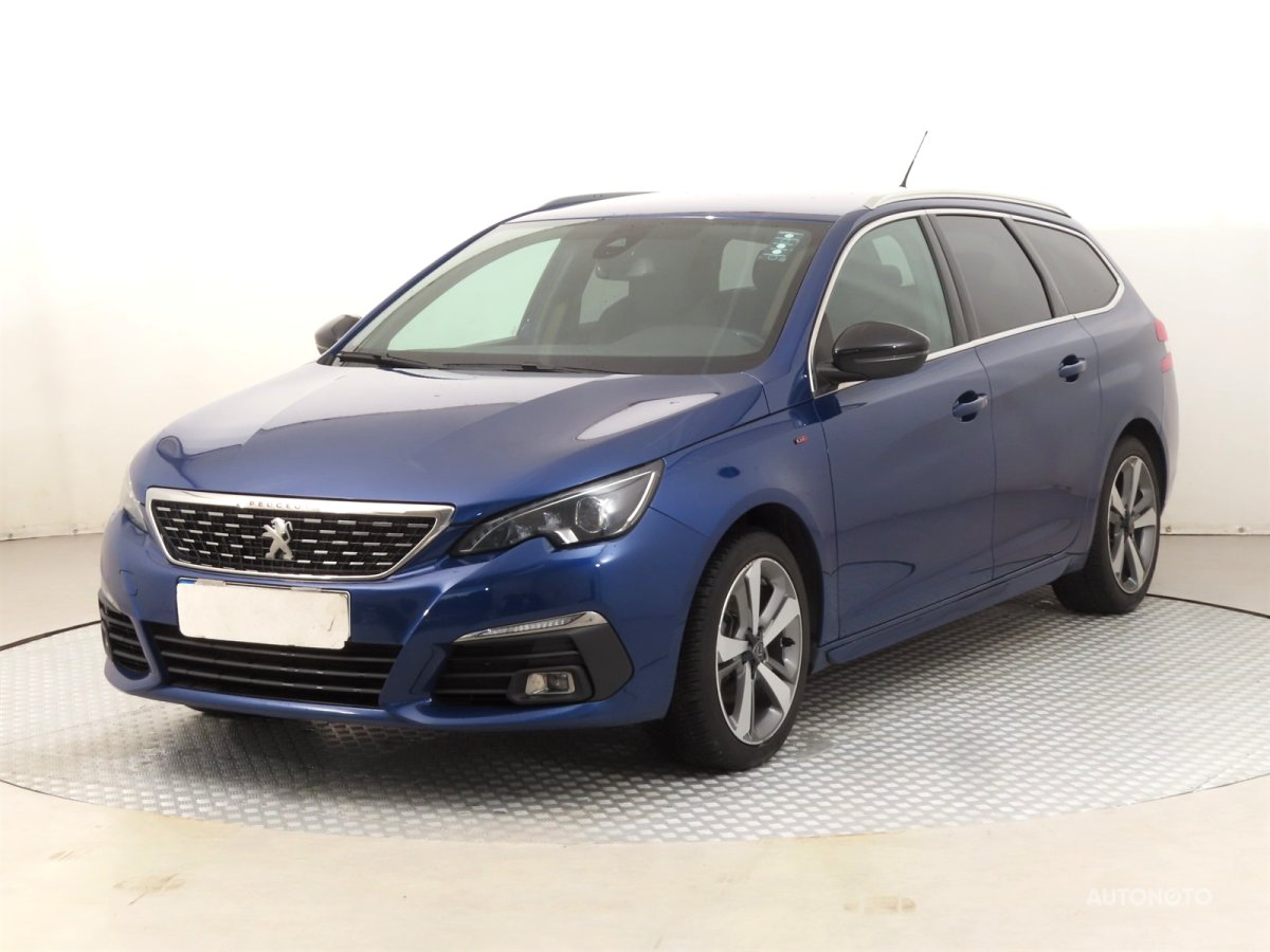 Peugeot 308, 2018 - pohled č. 3