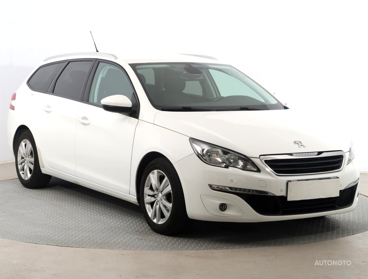 Peugeot 308, 2016 - celkový pohled