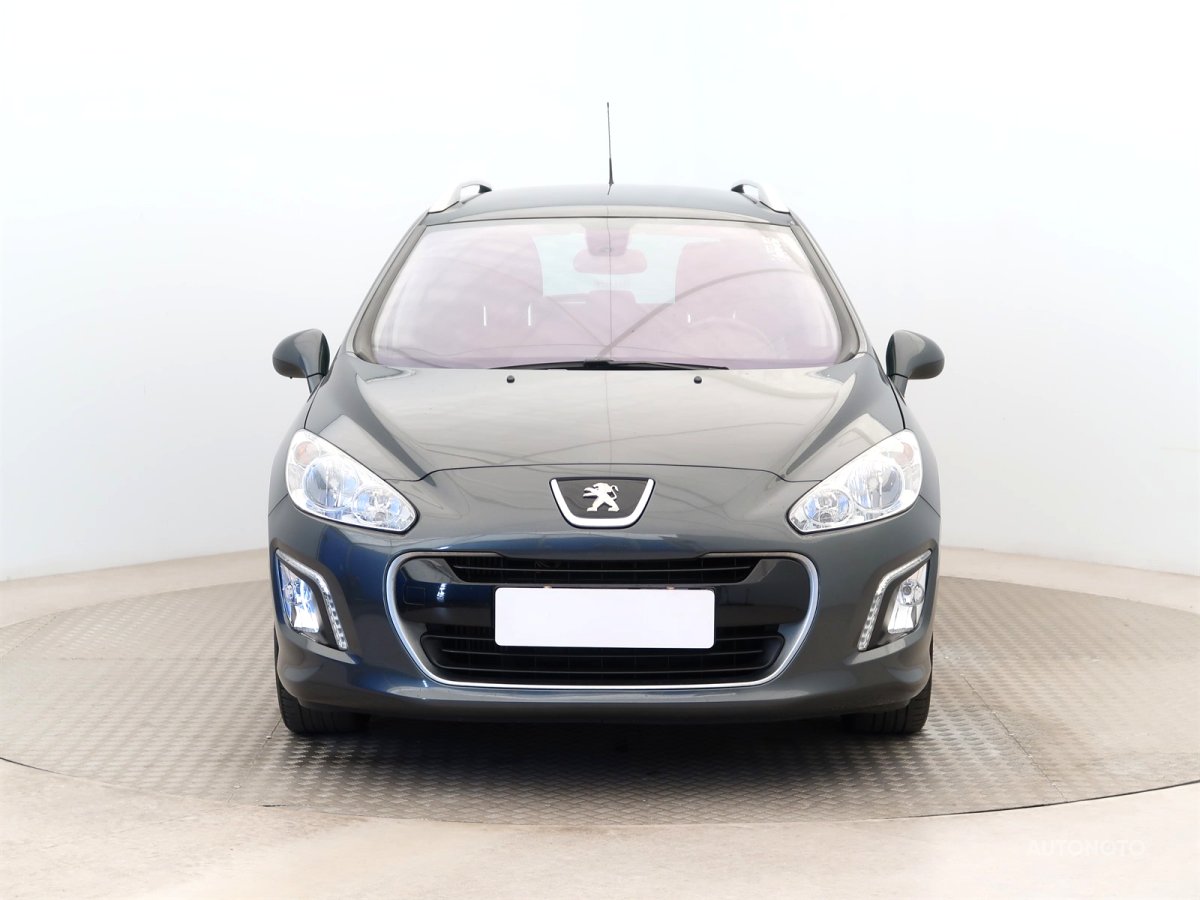 Peugeot 308, 2014 - pohled č. 2