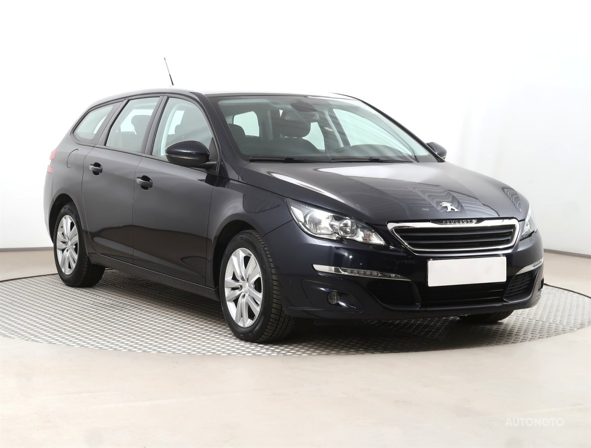 Peugeot 308, 2015 - celkový pohled