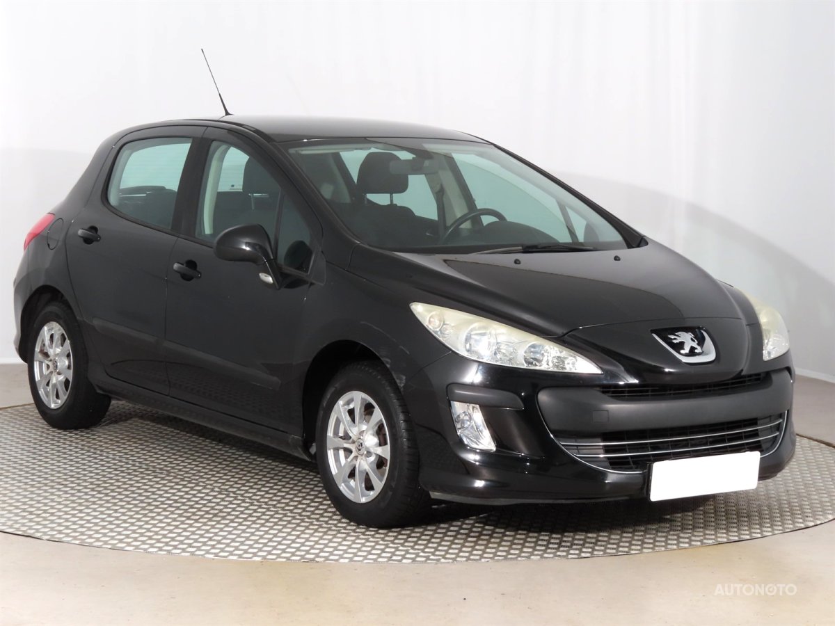 Peugeot 308, 2008 - celkový pohled