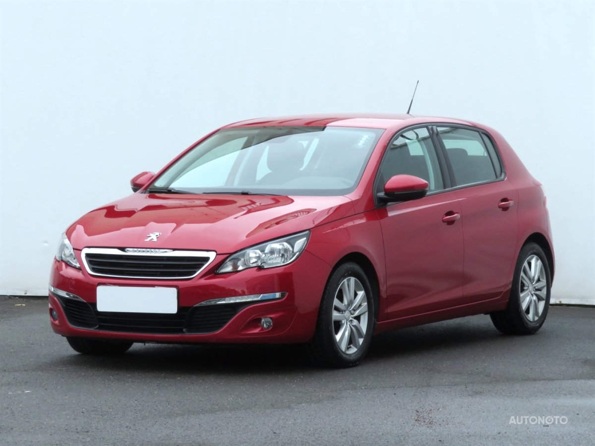 Peugeot 308, 2014 - pohled č. 3