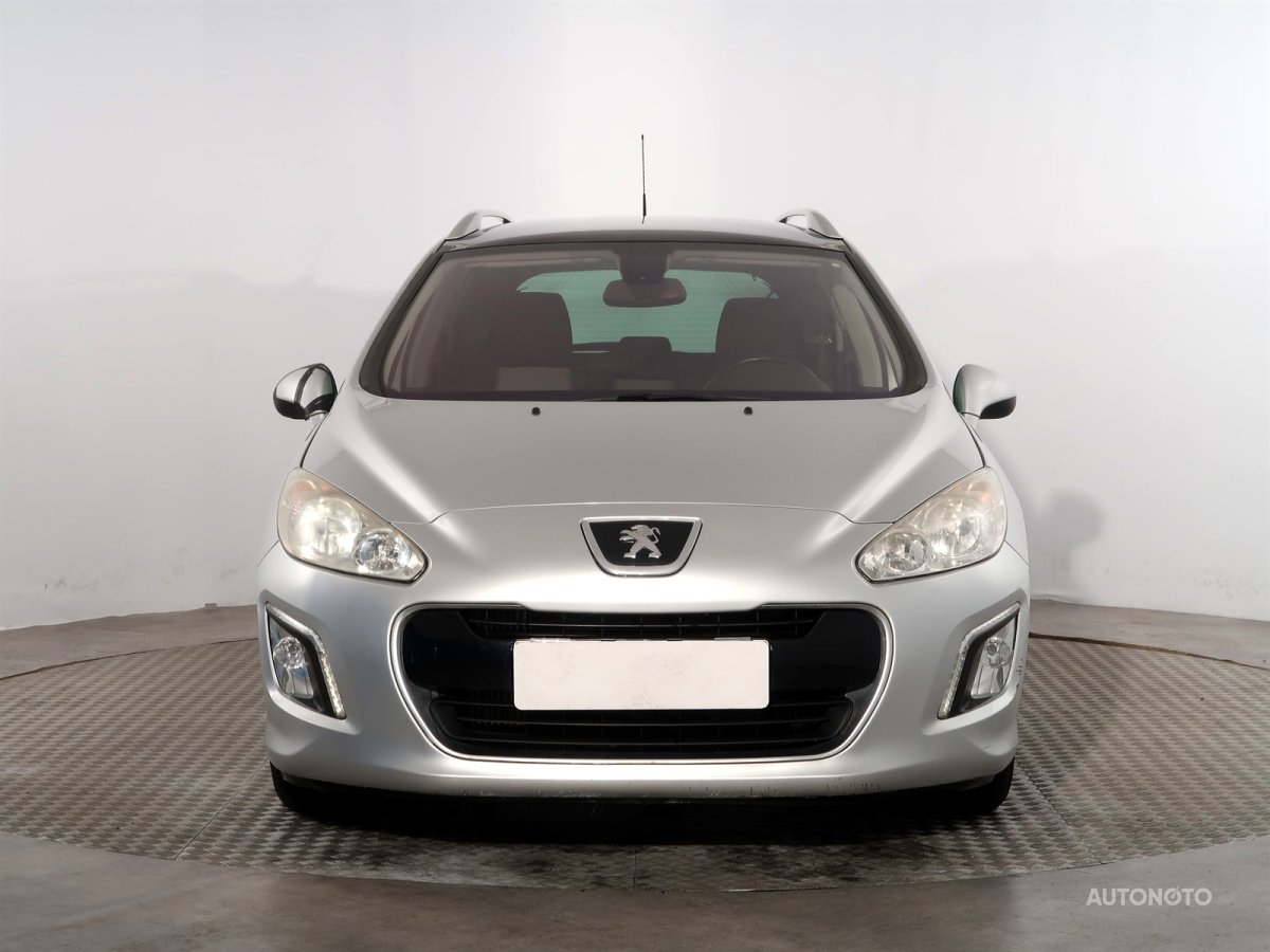 Peugeot 308, 2012 - pohled č. 2